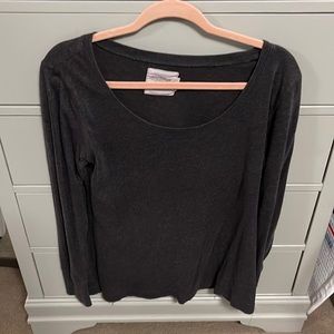 Gray long sleeve blouse